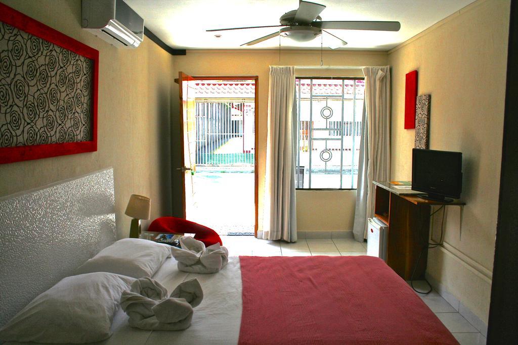 Tuanis Aparthotel ハコ エクステリア 写真